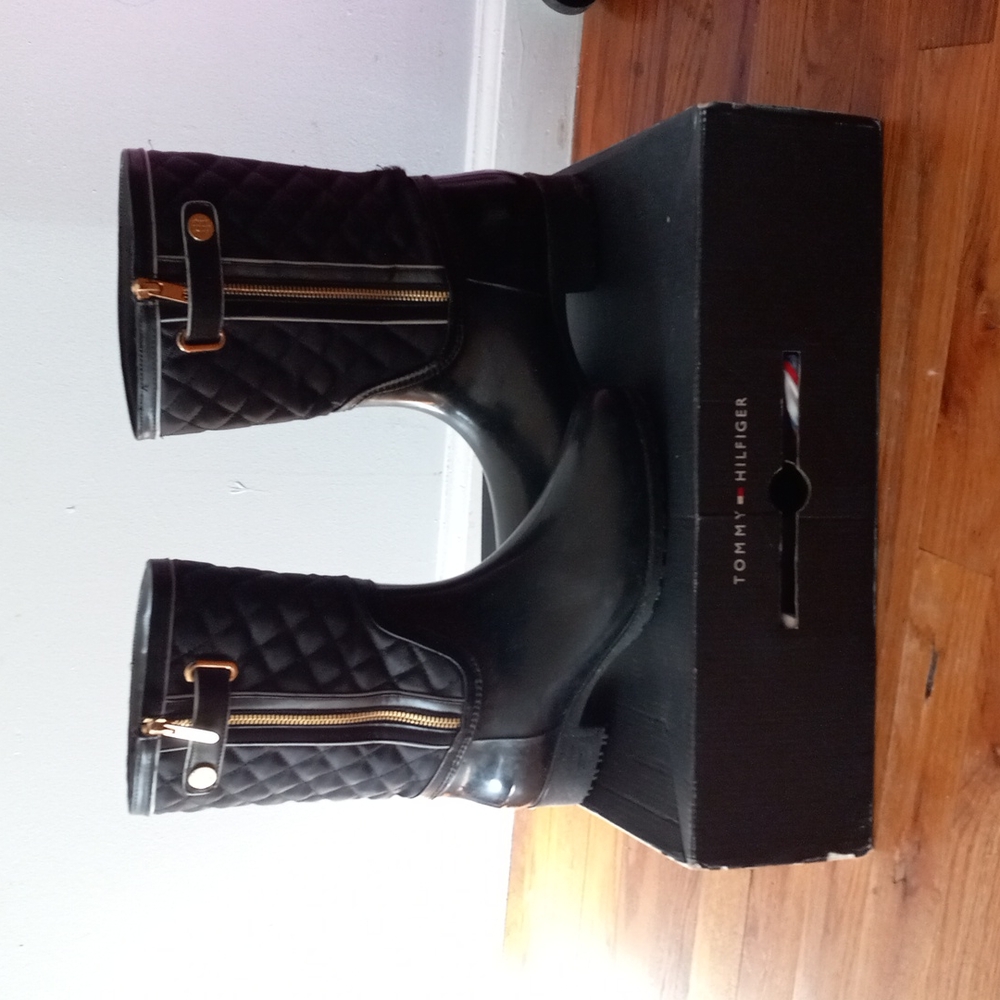Tommy Hilfiger Woman's Rain Boots